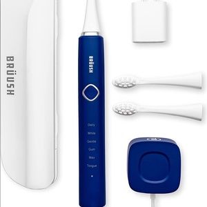 Bruush Cobalt Brush Kit. Never opened. (Blue)